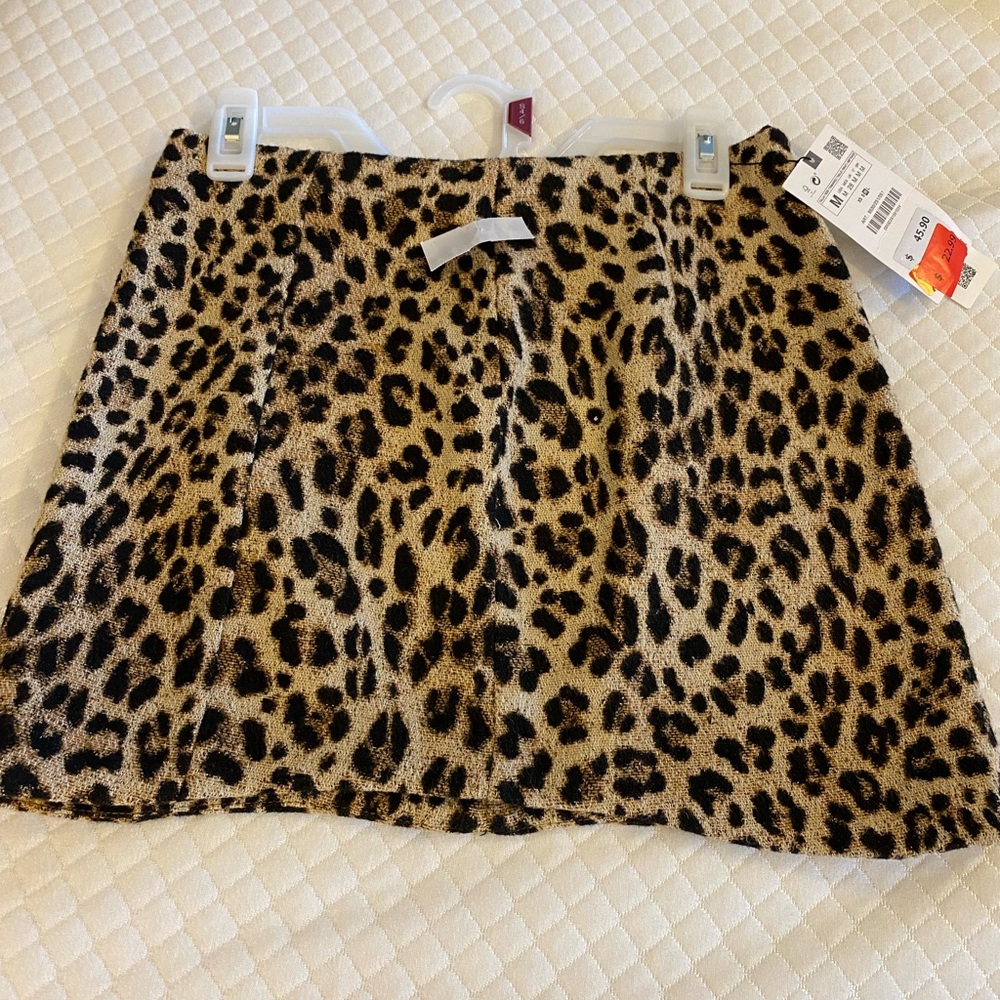 Zara animal print skirt. Leopard